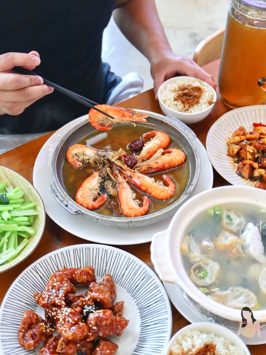 鴻龍宴活蝦餐廳搬進整艘船!台中新打卡餐廳再加一。好吃又好拍 - 第12張圖