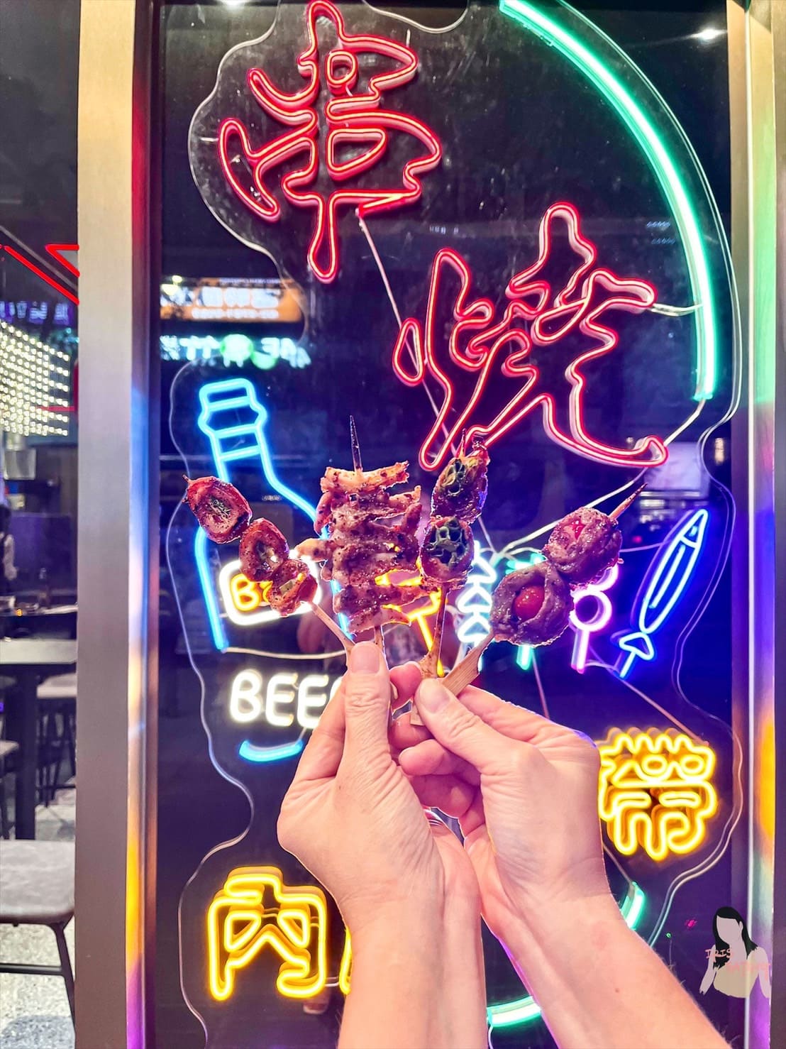 焦糖楓獨門漢方灑粉,現點現烤不油炸平價串燒首選。宵夜餐廳推薦 - 第20張圖