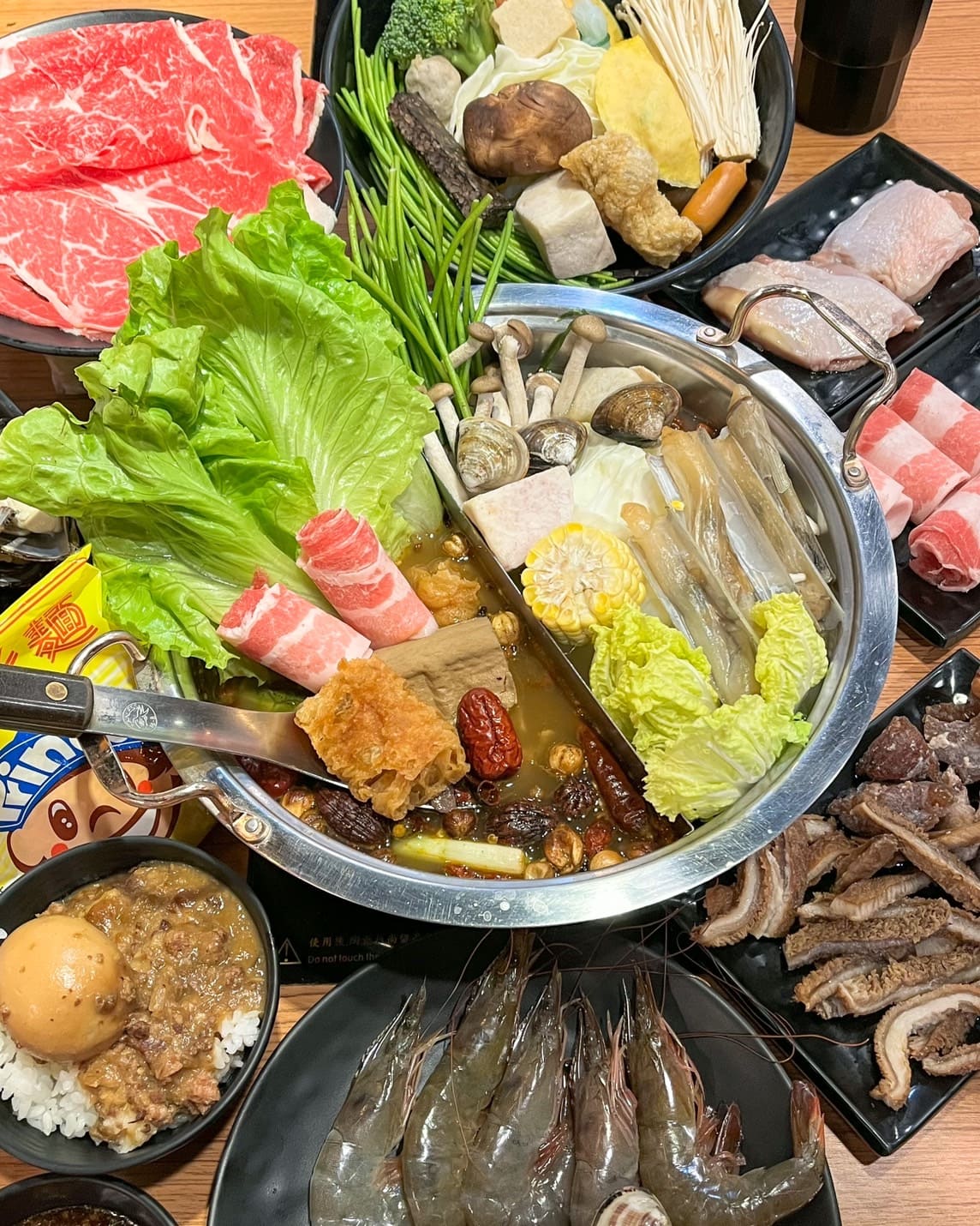 蒙古紅|蘆洲火鍋吃到飽,上百種食材和超厲害的湯頭大飽口福 - 第23張圖