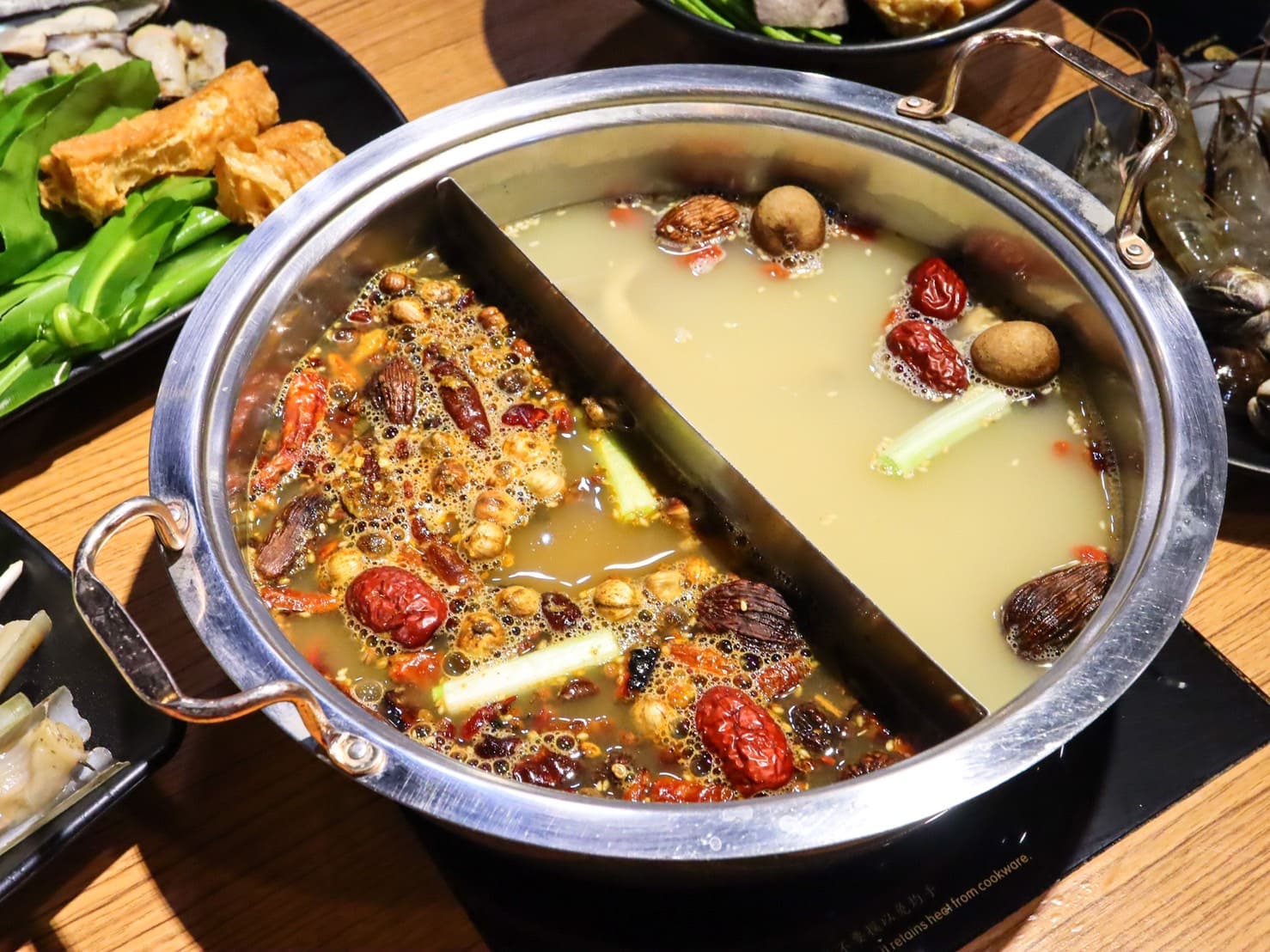 蒙古紅|蘆洲火鍋吃到飽,上百種食材和超厲害的湯頭大飽口福 - 第22張圖