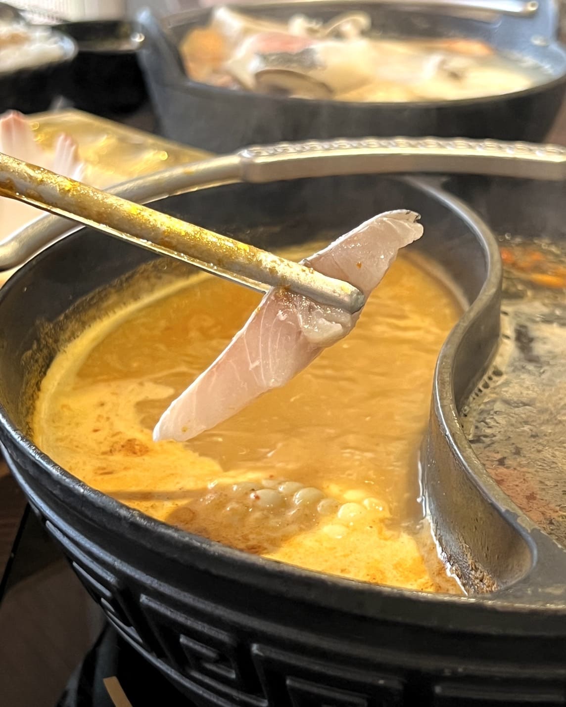 燒瓶子|台中北屯高CP值個人鴛鴦火鍋!湯底好喝食材新鮮,還有豐富免費自助吧 - 第37張圖