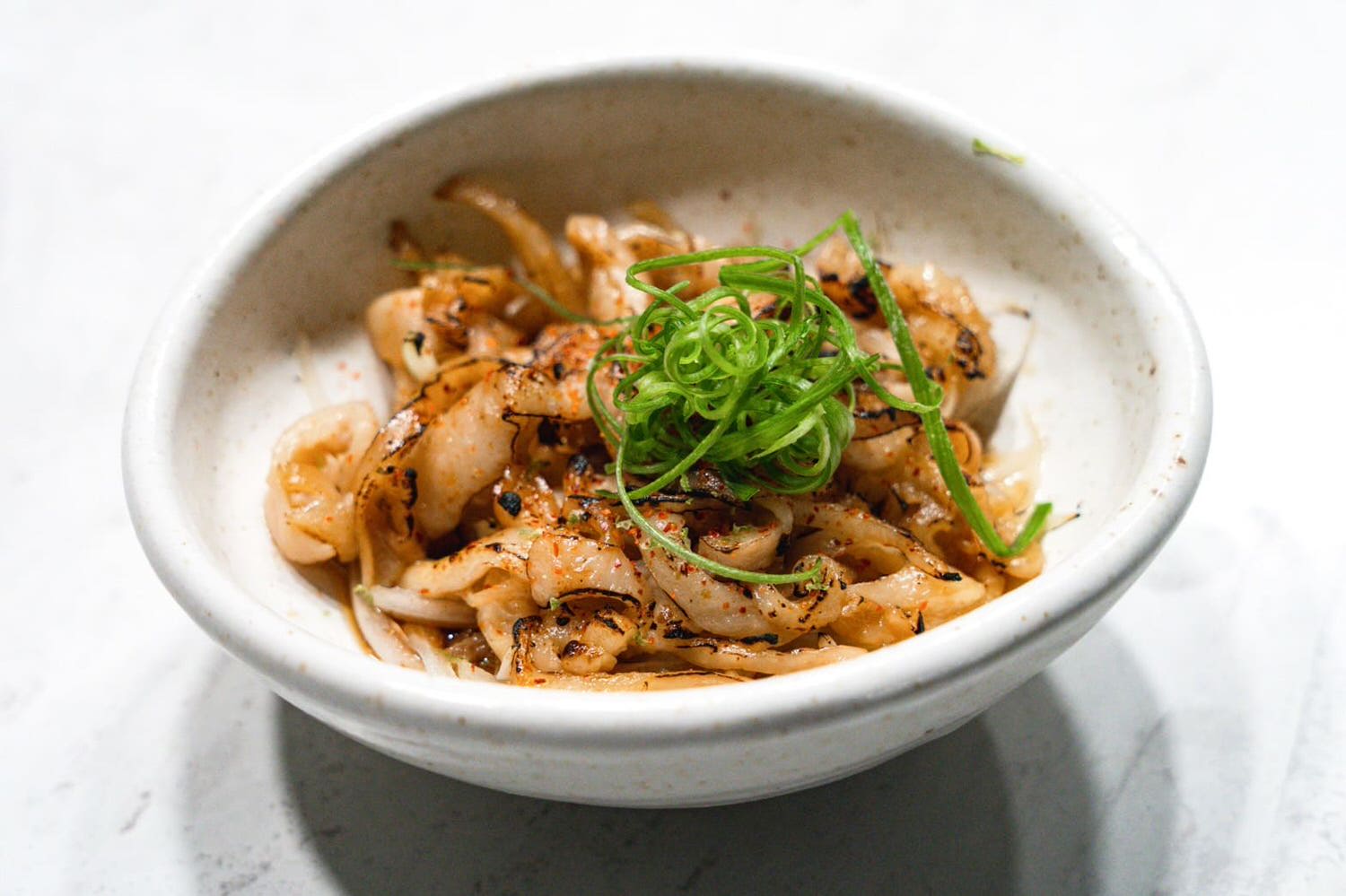 夙席|台北東區居酒屋推薦。食材新鮮高級竟然還可以吃到「半熟的」桂丁雞!營業到凌晨五點夜貓必收! - 第21張圖