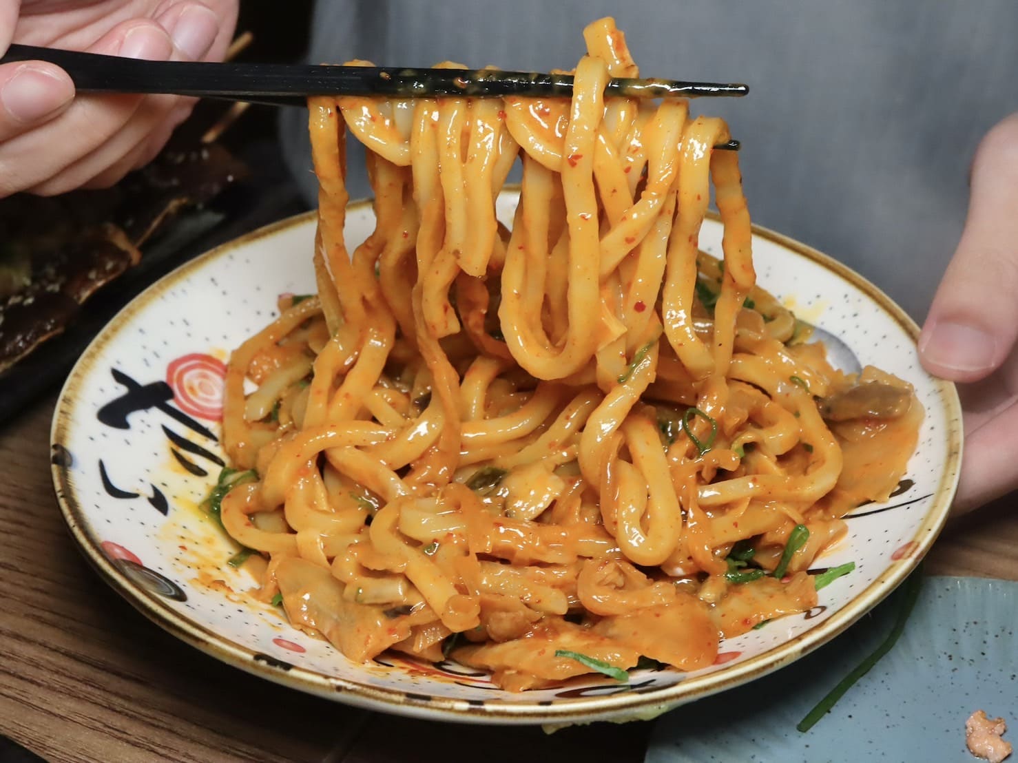 鶴料日式居酒屋|板橋新開幕就擁有高評價!各式串燒、炸物還是主食都好吃無雷。夜貓族新去處 - 第26張圖