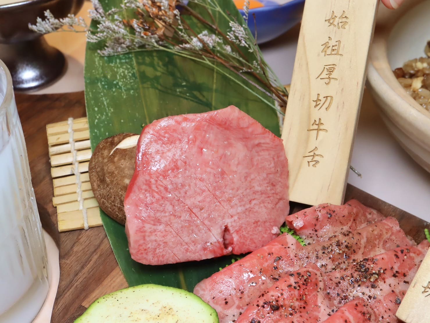 樂軒和牛專門店|和牛界的精品等級,最高品質肉品專人全程桌邊服務代考。私人包廂還有KTV、撞球桌。新竹約會餐廳推薦 - 第15張圖