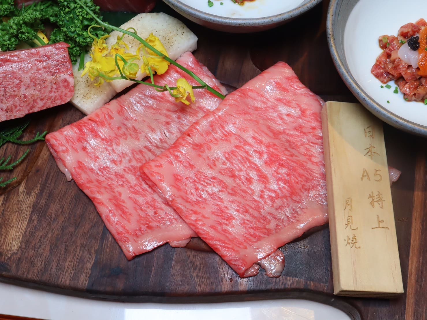 樂軒和牛專門店|和牛界的精品等級,最高品質肉品專人全程桌邊服務代考。私人包廂還有KTV、撞球桌。新竹約會餐廳推薦 - 第29張圖