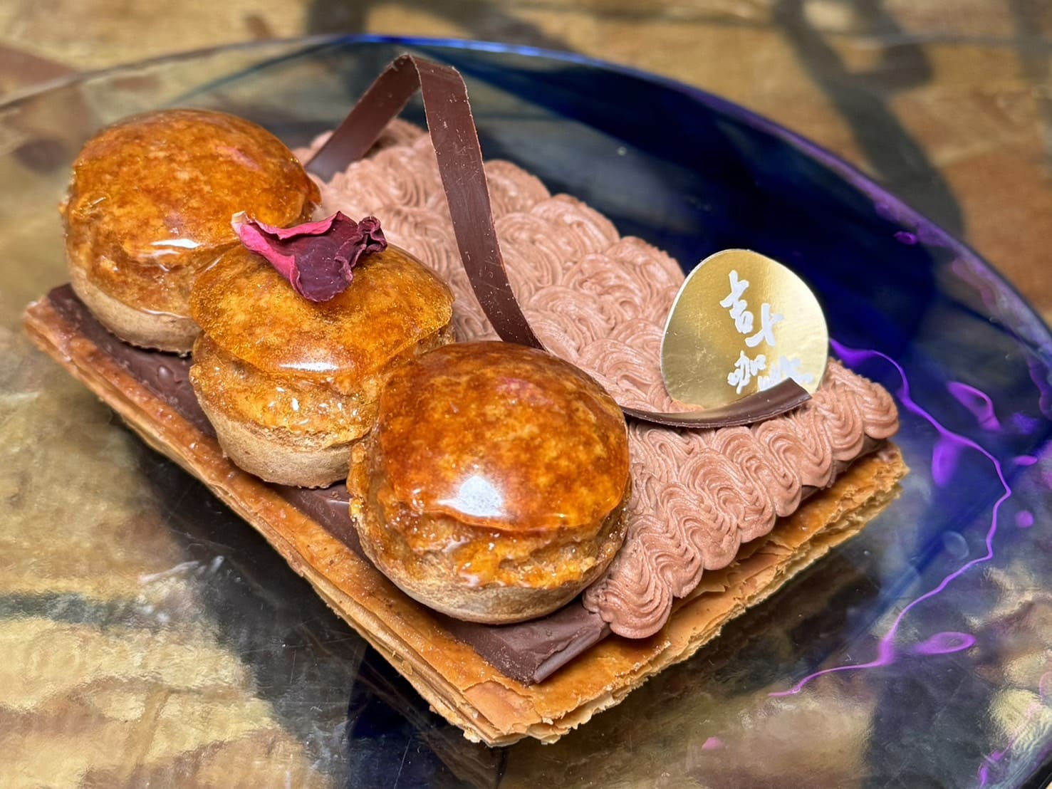 吉十咖啡|心中第一名的肉桂捲店,聖多諾黑也超厲害。新竹城隍廟周邊咖啡廳推薦 - 第24張圖
