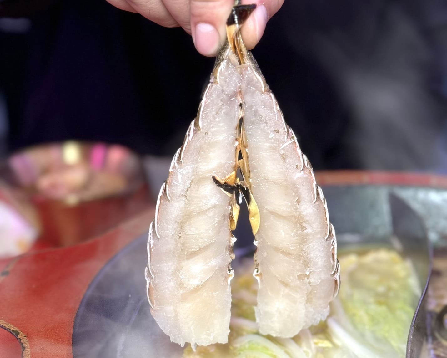 嗯雞刀正宗成都串串香|近50種品項每串元!香麻帶勁鍋底超過癮。營業到凌晨五點!夜貓福音 - 第34張圖
