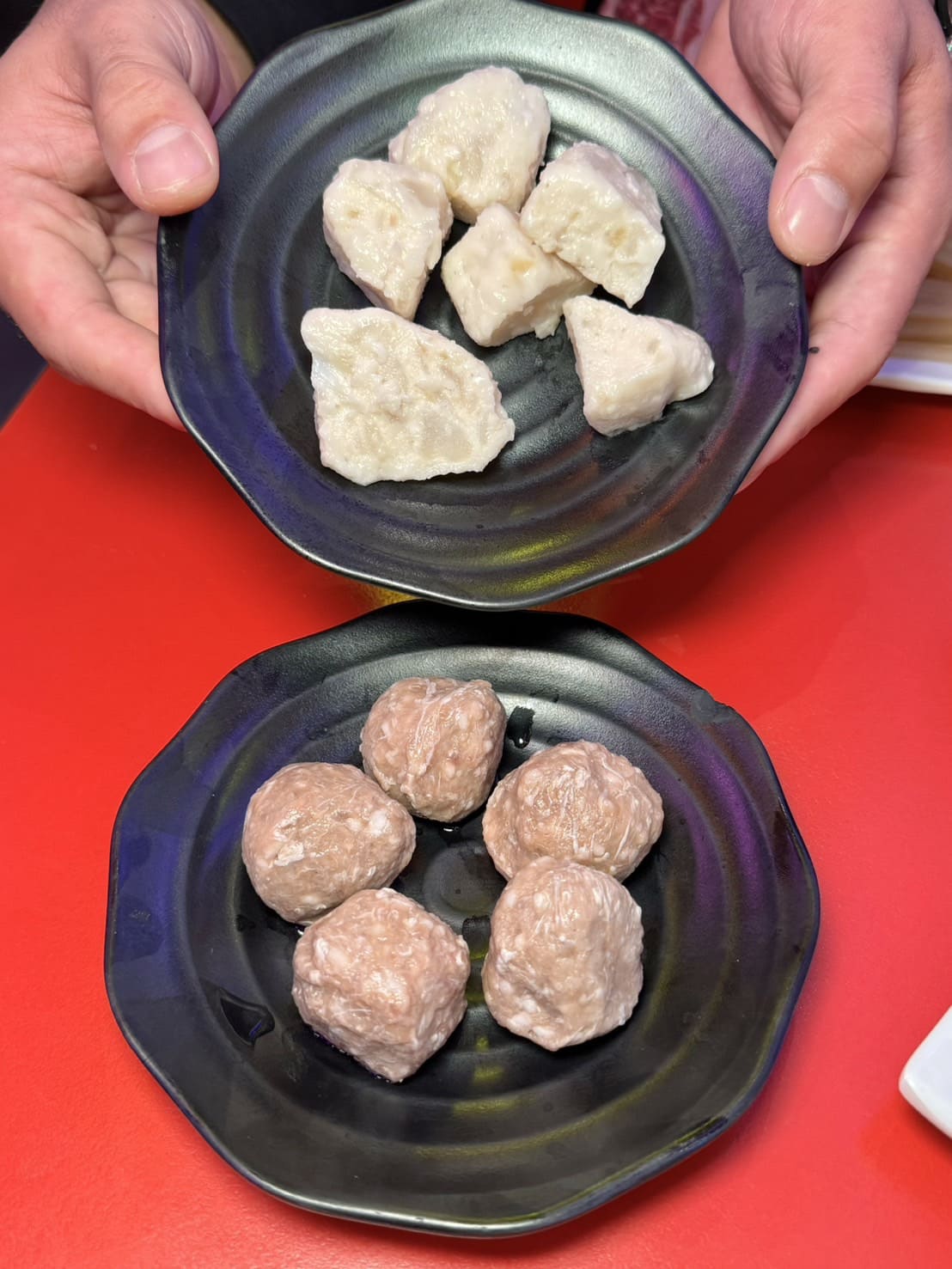 嗯雞刀正宗成都串串香|近50種品項每串元!香麻帶勁鍋底超過癮。營業到凌晨五點!夜貓福音 - 第27張圖