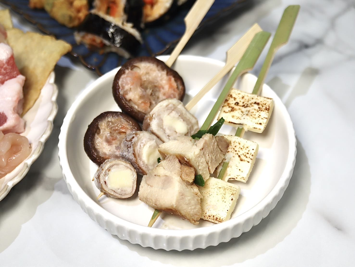 Gogi Gogi 韓式燒肉|竹北聚餐推薦,厚切豬五花吃到飽!新鮮手切肉還有專人桌邊代烤 - 第15張圖
