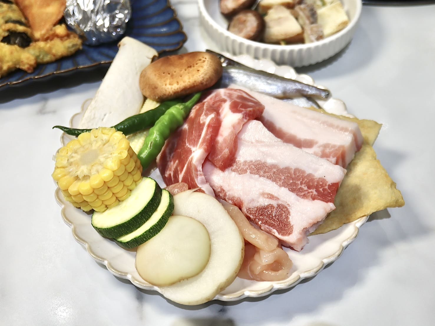 Gogi Gogi 韓式燒肉|竹北聚餐推薦,厚切豬五花吃到飽!新鮮手切肉還有專人桌邊代烤 - 第34張圖