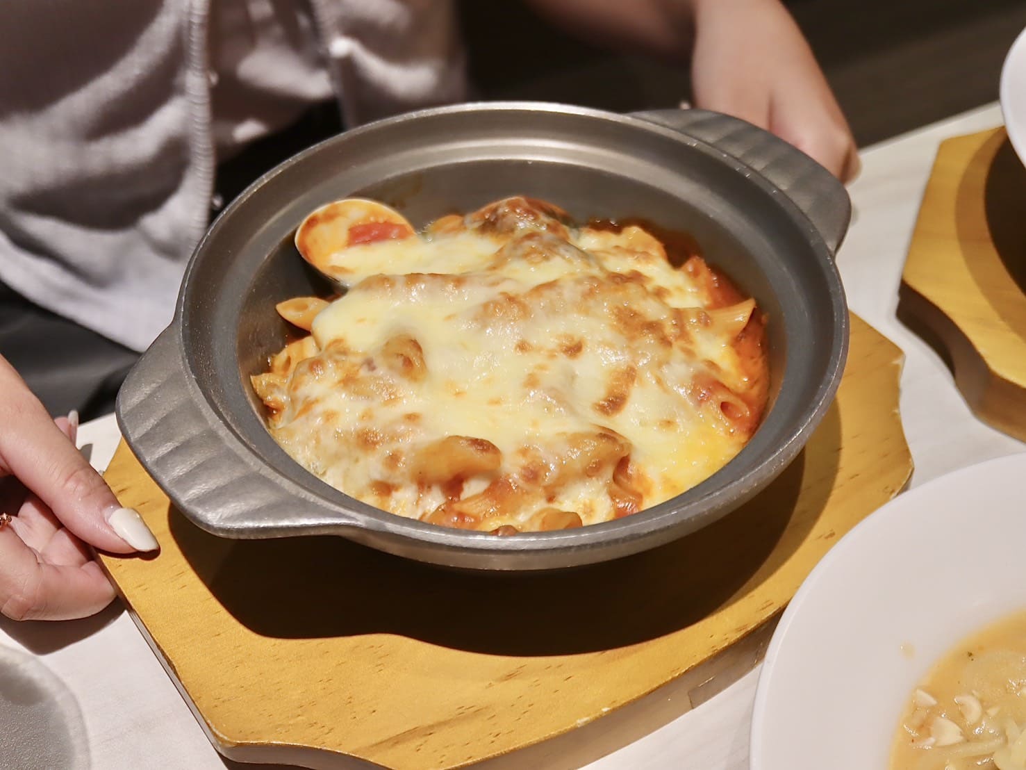 麵食主義|雲林斗六高CP值大份量義式餐館!百元價吃到奧利塔橄欖油+手工醬料太划算。學生寶藏餐廳 - 第12張圖