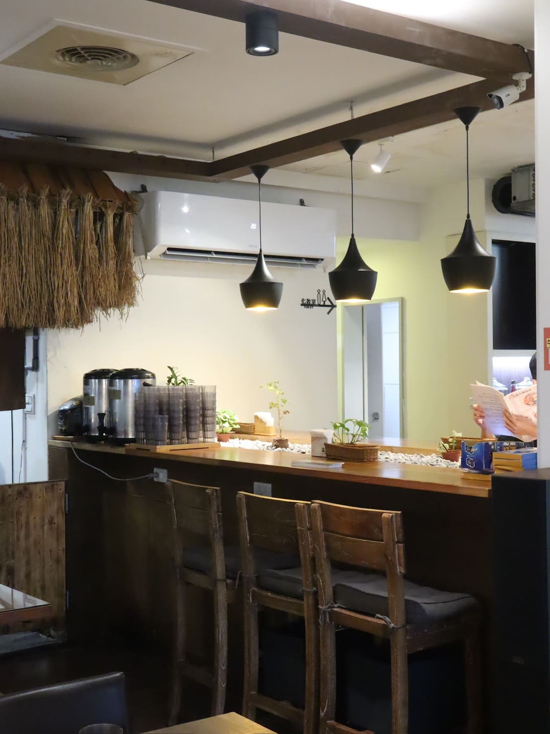 温咖哩|台北咖哩控朝聖名店!現炒熟成創意咖哩太狂,肉量爆炸超有飽足感。連平日都排隊 - 第7張圖