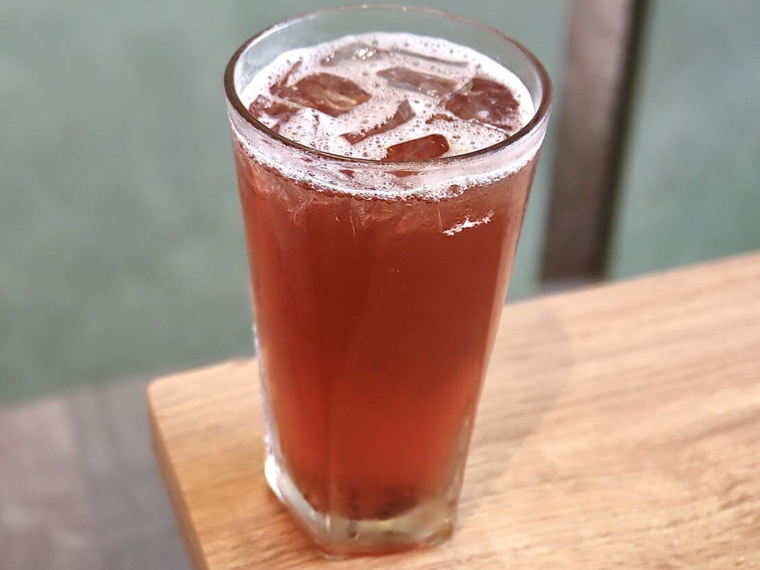 瘋一鍋|板橋環球店新開幕,被火鍋耽誤的飲料店,必點紅烏龍雪梨蘋果鍋、紅玉豆花、三重奏奶蓋 - 第16張圖