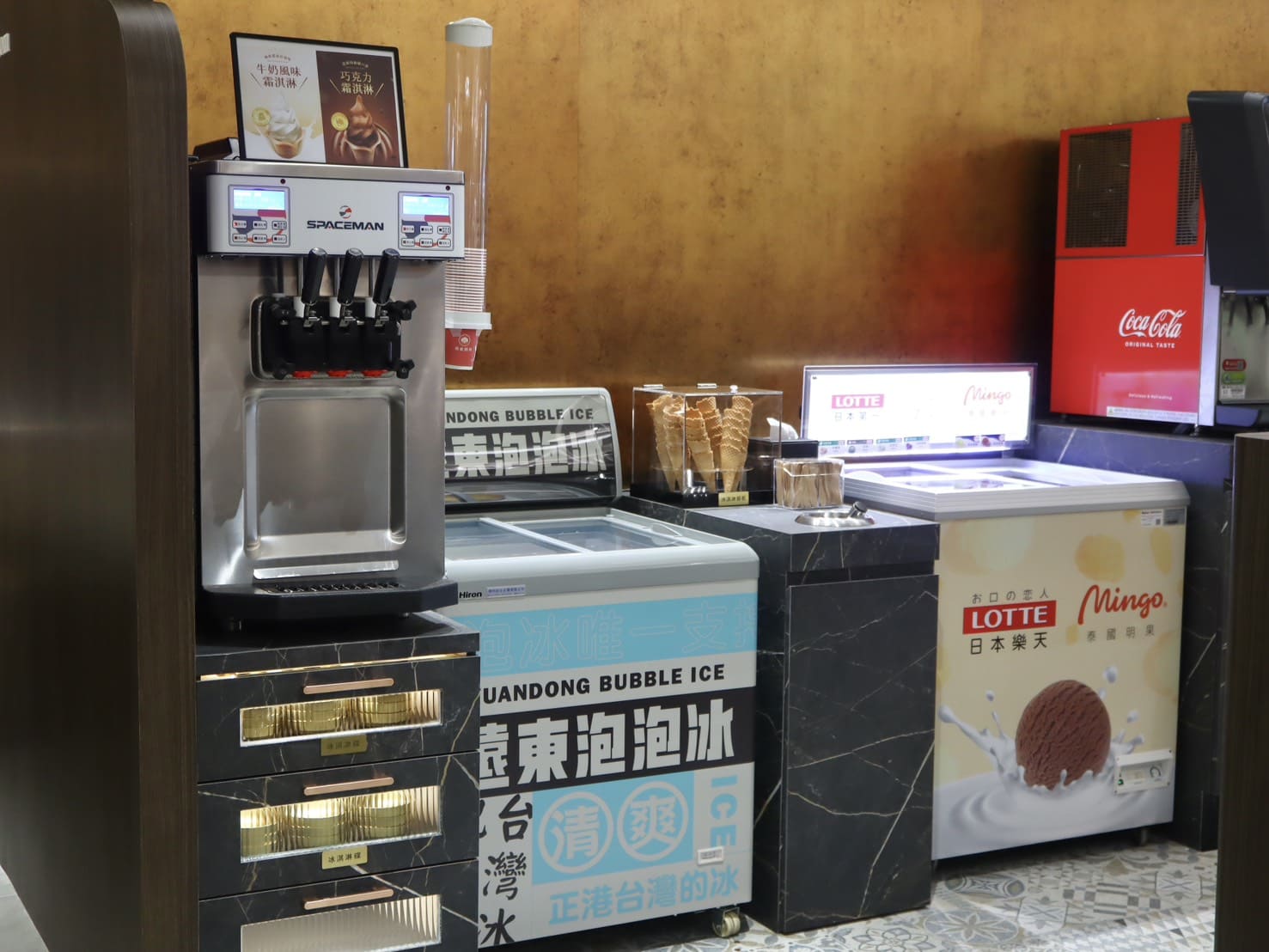 桃金鍋物|竹北店新開幕!50+自助吧、湯底16種個人鴛鴦鍋、老店泡泡冰吃到飽。還點得到卷卷烘焙生乳銅鑼燒 - 第20張圖