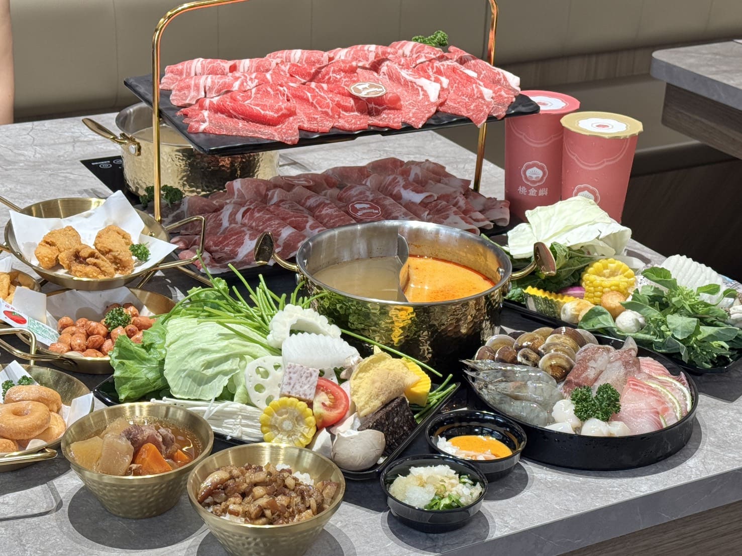 桃金鍋物|竹北店新開幕!50+自助吧、湯底16種個人鴛鴦鍋、老店泡泡冰吃到飽。還點得到卷卷烘焙生乳銅鑼燒 - 第25張圖