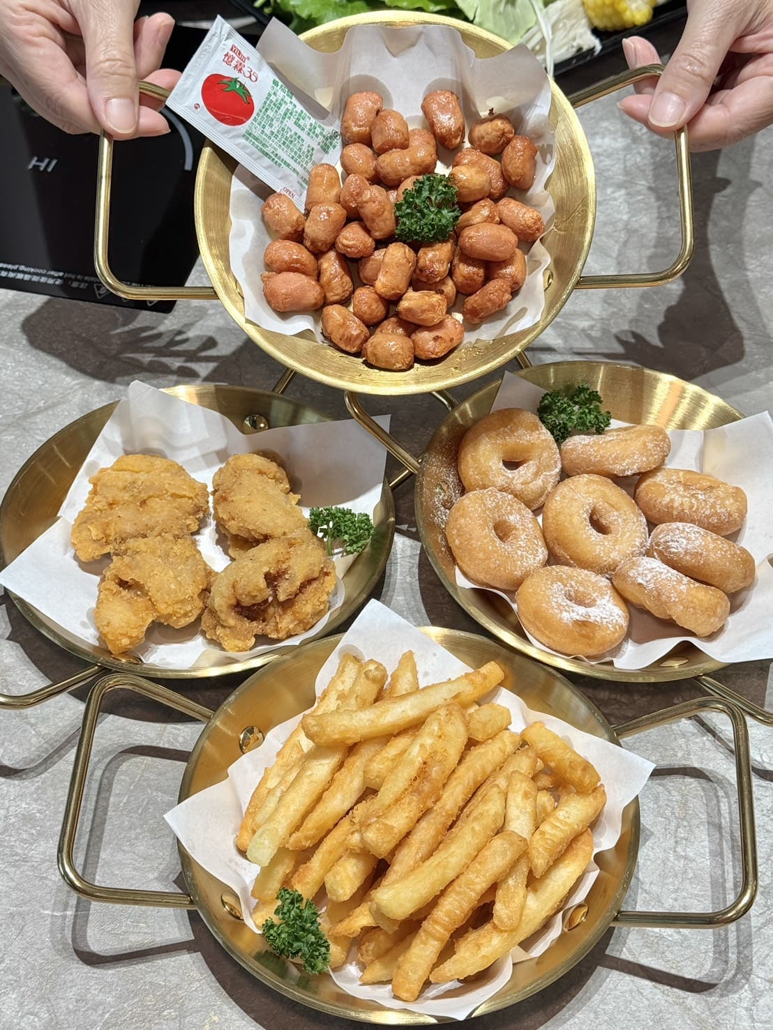 桃金鍋物|竹北店新開幕!50+自助吧、湯底16種個人鴛鴦鍋、老店泡泡冰吃到飽。還點得到卷卷烘焙生乳銅鑼燒 - 第37張圖