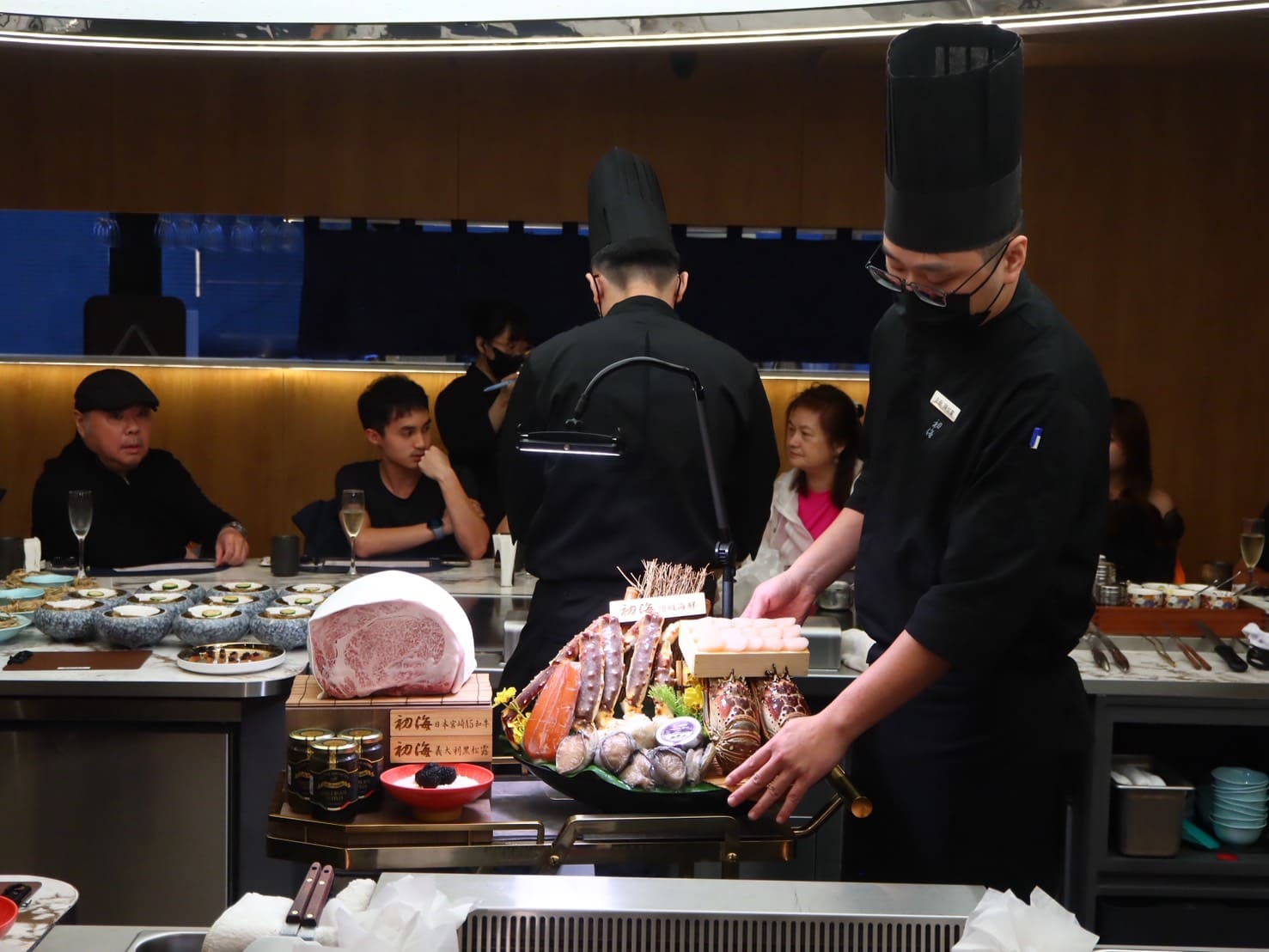 初海和牛鐵板燒|$1680起吃14道頂級料力。馬辣集團新品牌插旗永康街 - 第6張圖 初海和牛鐵板燒|$1680起吃14道頂級料力。馬辣集團新品牌插旗永康街