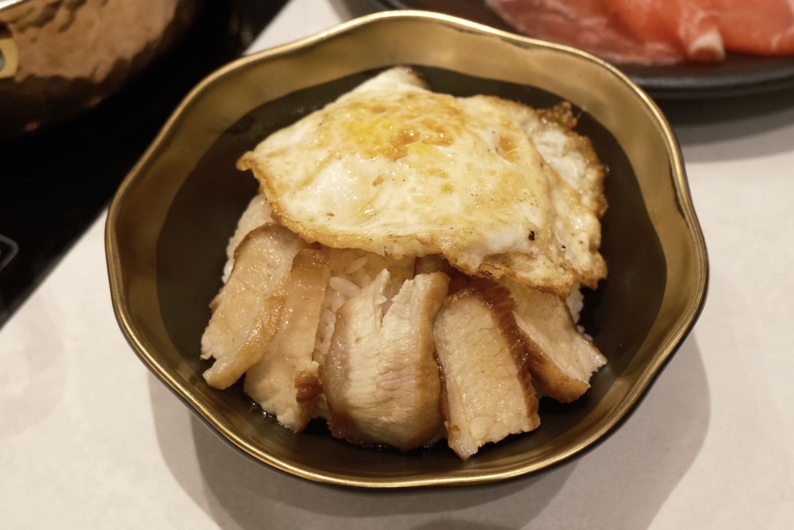 小圍爐|林口新開幕,16種創意火鍋湯底,香菜皮蛋、麻油雞佛必吃推薦。用湯底反轉你的火鍋印象 - 第26張圖 小圍爐|林口新開幕,16種創意火鍋湯底,香菜皮蛋、麻油雞佛必吃推薦。用湯底反轉你的火鍋印象