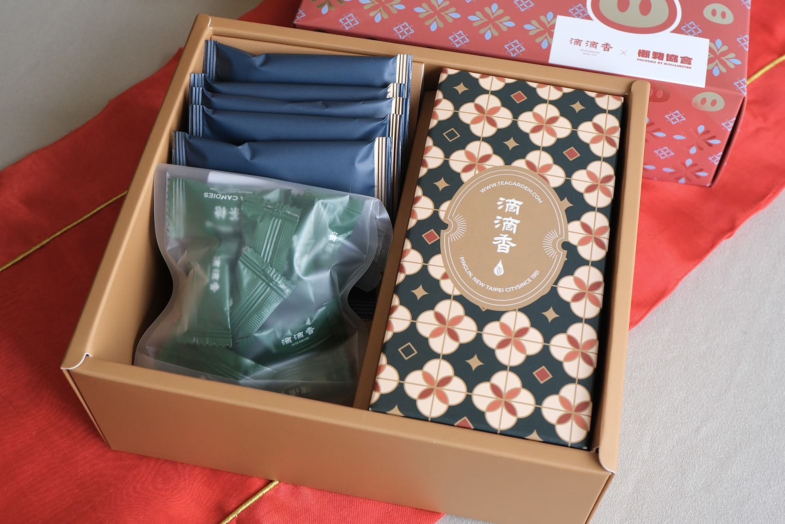 滴滴香 2026 肉桂杏仁茶心酥禮盒|傳承三代老茶行的過年茶點禮盒推薦 - 第7張圖 滴滴香 2026 肉桂杏仁茶心酥禮盒|傳承三代老茶行的過年茶點禮盒推薦