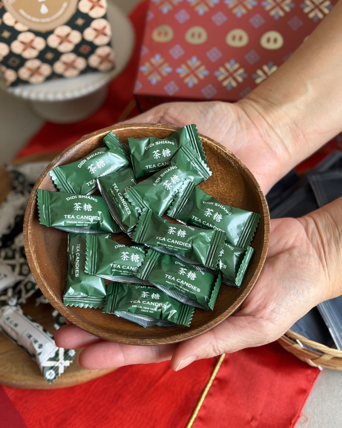 滴滴香 2026 肉桂杏仁茶心酥禮盒|傳承三代老茶行的過年茶點禮盒推薦 - 第20張圖 滴滴香 2026 肉桂杏仁茶心酥禮盒|傳承三代老茶行的過年茶點禮盒推薦