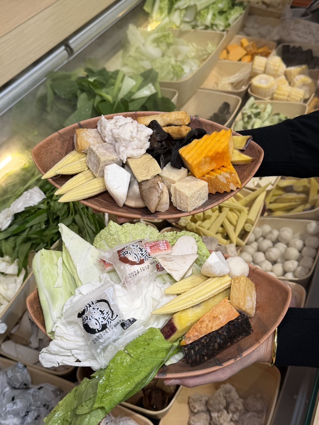 和口田鍋物|羅東在地十年老店升級版火鍋,自助吧豐富、漁港直送海鮮必吃 - 第11張圖 和口田鍋物|羅東在地十年老店升級版火鍋,自助吧豐富、漁港直送海鮮必吃