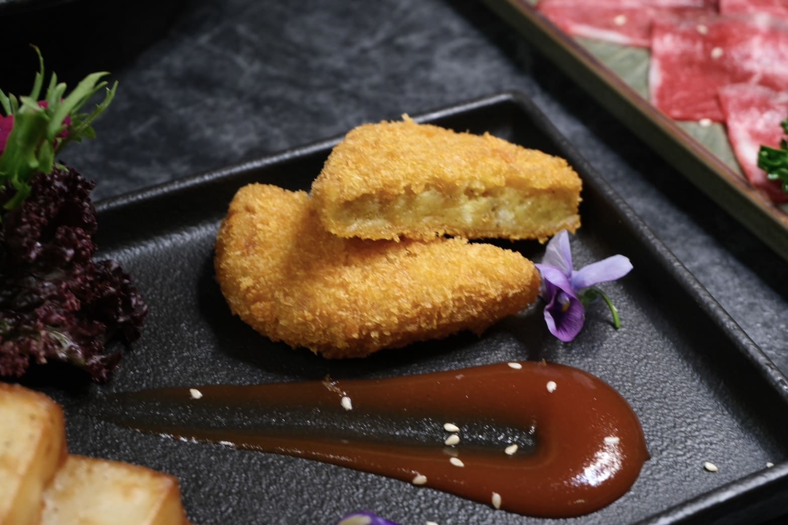 陸本木燒肉|竹北燒肉推薦!享平方附近高質感約會餐廳,厚切牛舌必點 - 第21張圖 陸本木燒肉|竹北燒肉推薦!享平方附近高質感約會餐廳,厚切牛舌必點