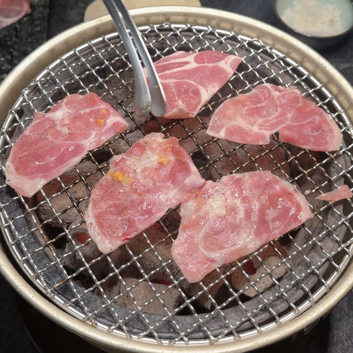 陸本木燒肉|竹北燒肉推薦!享平方附近高質感約會餐廳,厚切牛舌必點 - 第41張圖 陸本木燒肉|竹北燒肉推薦!享平方附近高質感約會餐廳,厚切牛舌必點