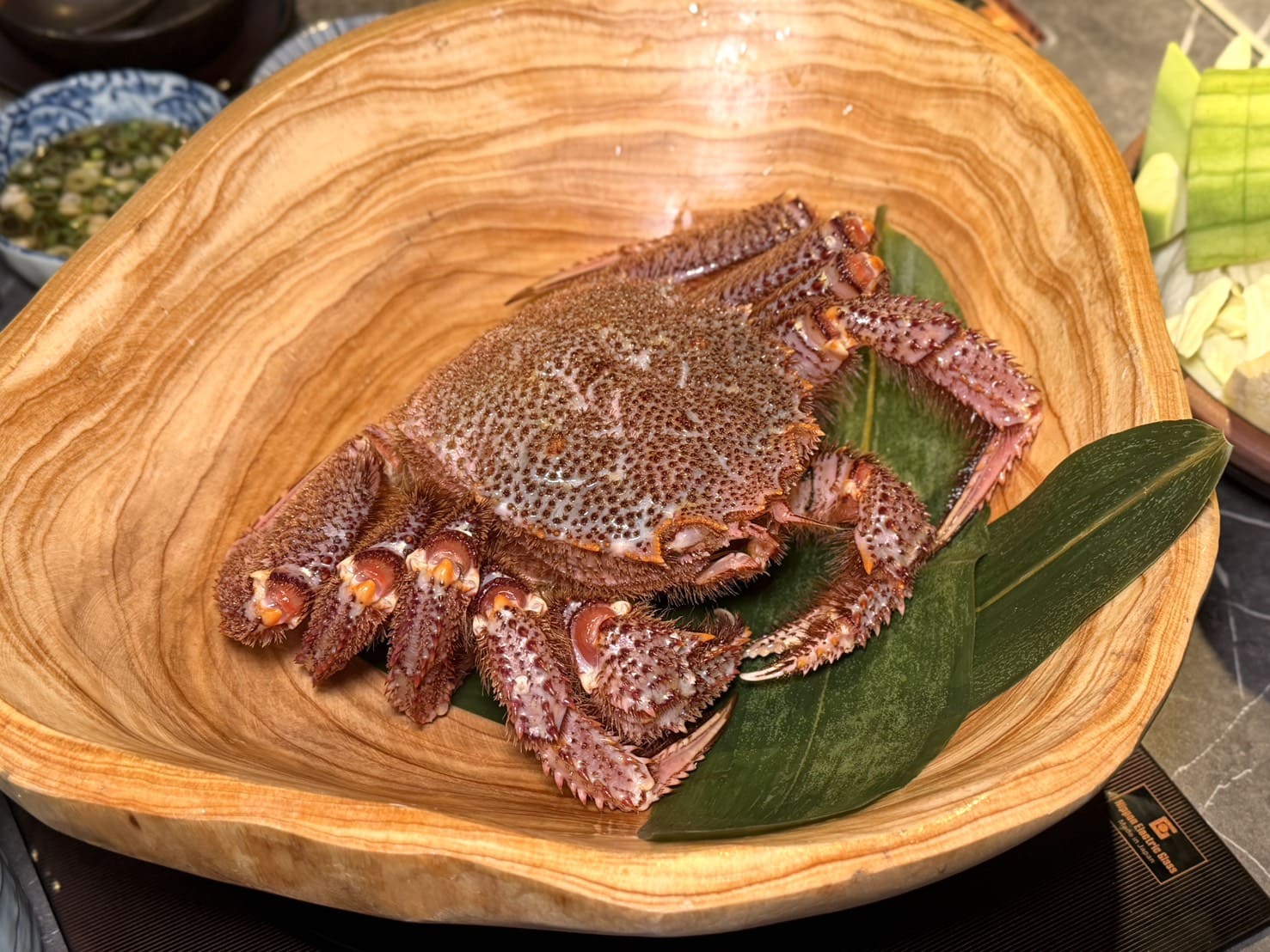 二本松涮涮屋｜台北高級火鍋推薦期間限定「毛蟹雙人套餐」太奢華！日本三大名蟹五吃＋A5和牛紐約客一次滿足