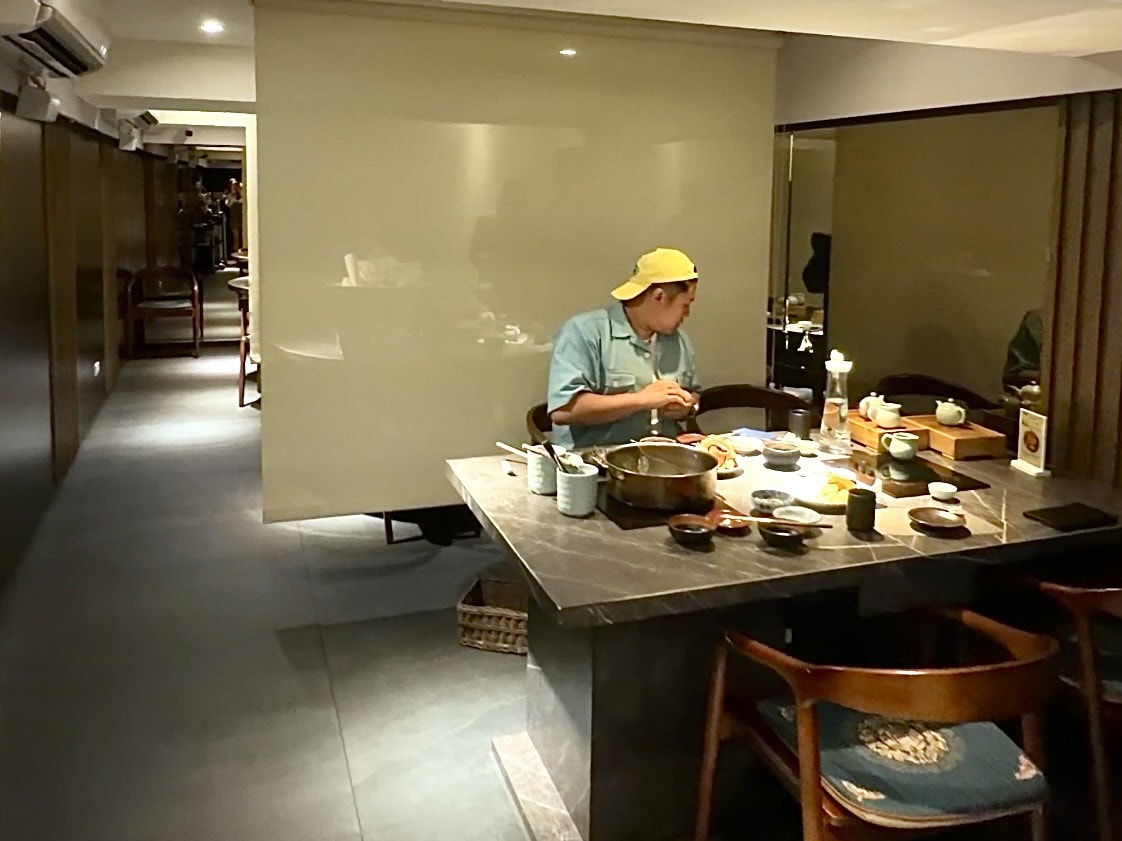 二本松涮涮屋｜台北高級火鍋推薦期間限定「毛蟹雙人套餐」太奢華！日本三大名蟹五吃＋A5和牛紐約客一次滿足