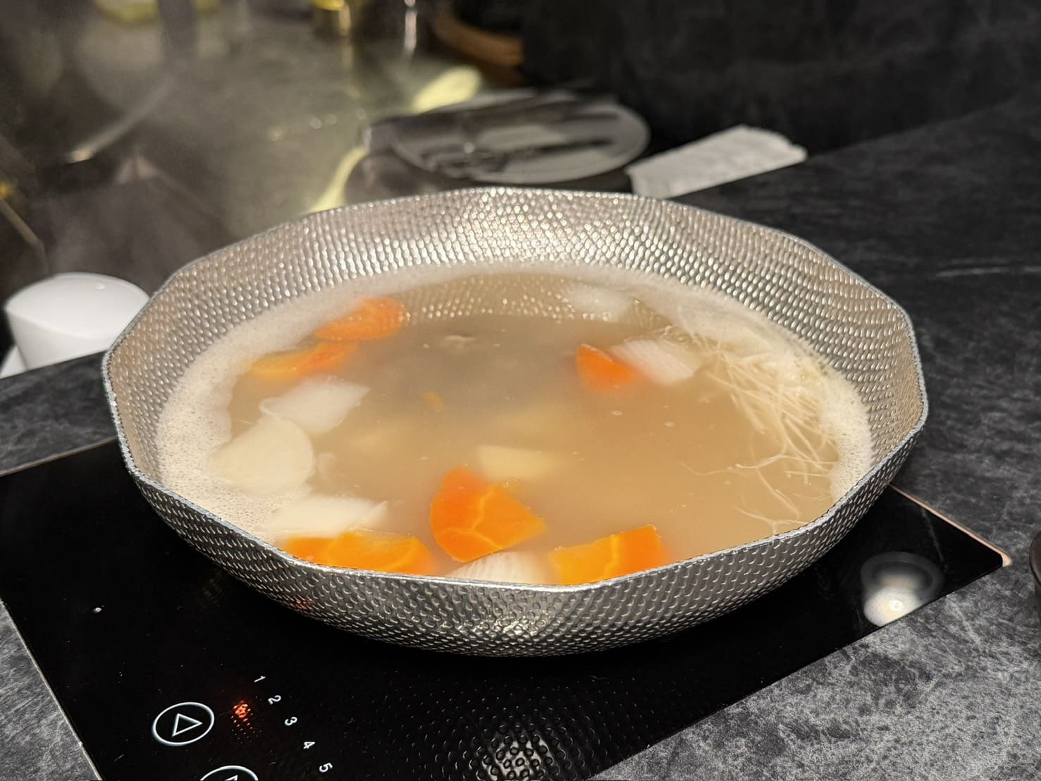 双円燒肉｜東區新開幕高級板前燒肉，像fine dining的高質感體驗。蘆套餐完整食記