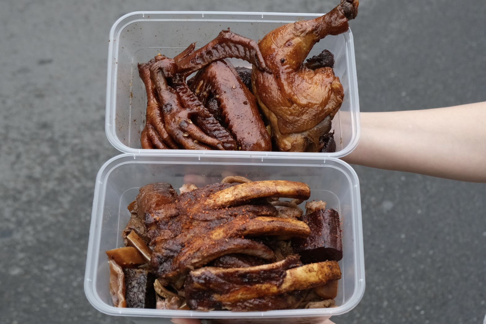 鴨滷霸|湖口人私藏滷味曝光!熱式乾滷味強到在地人也甘願排隊掃貨。必點豬肋排、鴨翅、雞爪 - 第17張圖 鴨滷霸|湖口人私藏滷味曝光!熱式乾滷味強到在地人也甘願排隊掃貨。必點豬肋排、鴨翅、雞爪