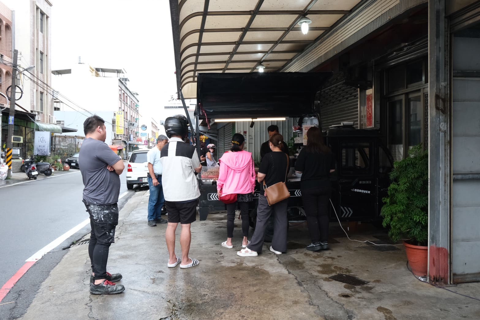 鴨滷霸|湖口人私藏滷味曝光!熱式乾滷味強到在地人也甘願排隊掃貨。必點豬肋排、鴨翅、雞爪 - 第33張圖 鴨滷霸|湖口人私藏滷味曝光!熱式乾滷味強到在地人也甘願排隊掃貨。必點豬肋排、鴨翅、雞爪