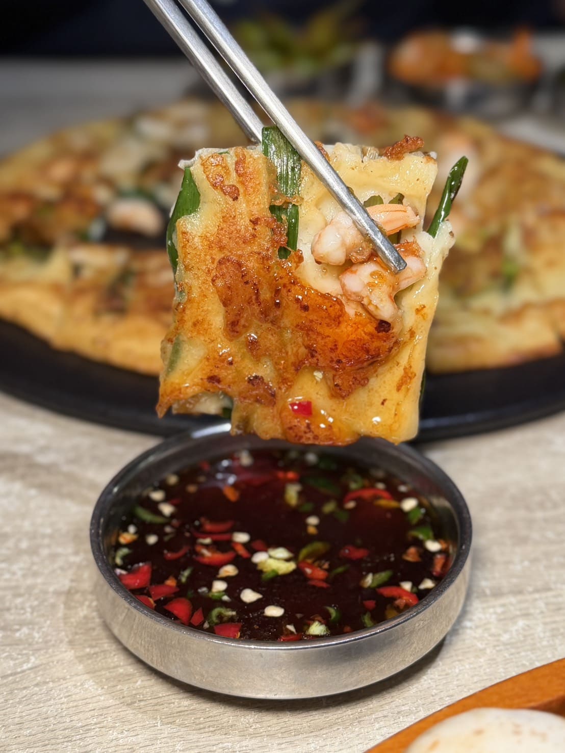 燒酒烤烤豬｜台北東區韓式燒肉推薦！全程專人代烤、六種小菜無限續，聚餐約會首選