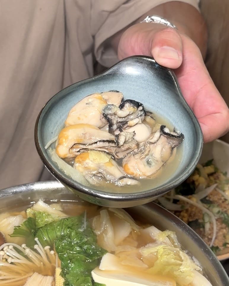 麓島居酒聚場｜桃園藝文特區Google 4.9星高評價。冠軍調酒、生魚片、烤串、火鍋一次滿足！桃園聚餐推薦