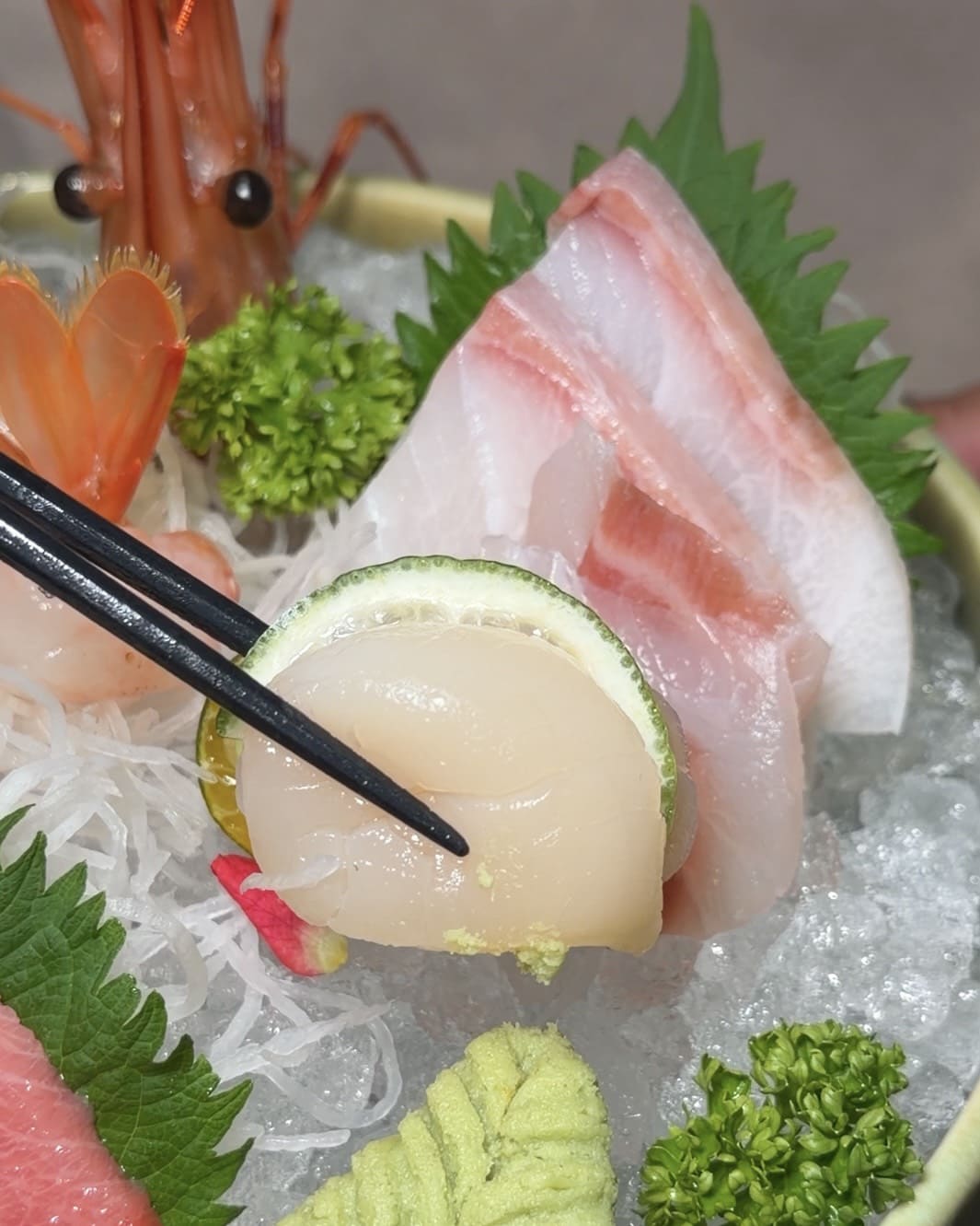 麓島居酒聚場｜桃園藝文特區Google 4.9星高評價。冠軍調酒、生魚片、烤串、火鍋一次滿足！桃園聚餐推薦