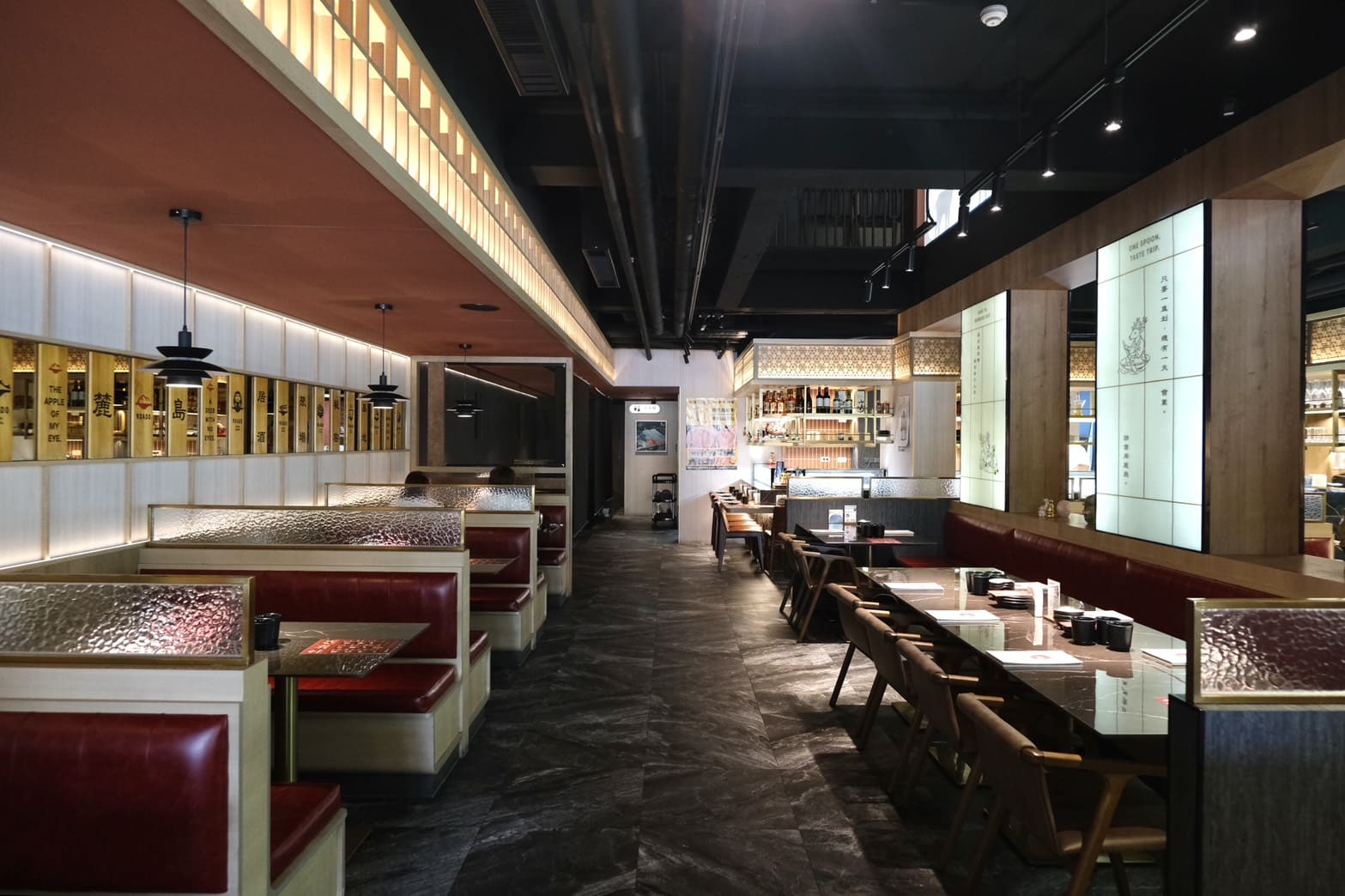 麓島居酒聚場｜桃園藝文特區Google 4.9星高評價。冠軍調酒、生魚片、烤串、火鍋一次滿足！桃園聚餐推薦